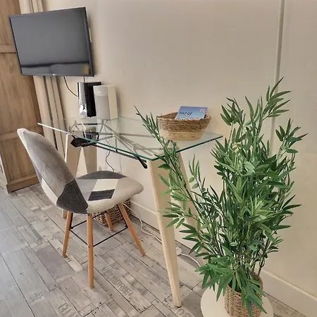 4 Personnes Hyper Centre * Cannes